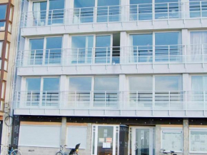 Cosy apartment directly on the beach in Knokke